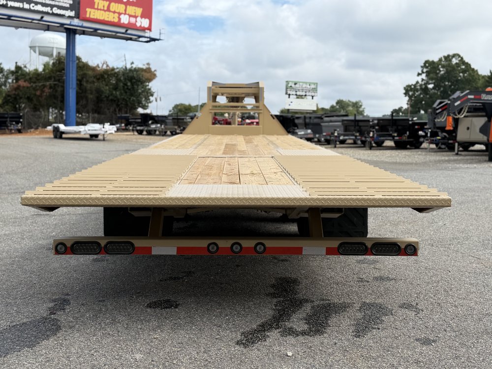 2027 Load Trail 102X36 GL Deckover Trailer W/12' HYDRAULIC DOVE TAIL, 14 PLY TIRE, HYDRAULIC JACKS, 