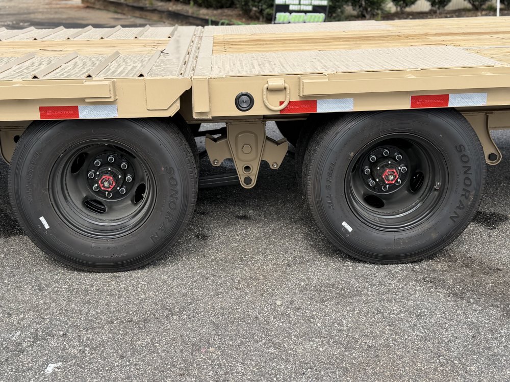 2027 Load Trail 102X36 GL Deckover Trailer W/12' HYDRAULIC DOVE TAIL, 14 PLY TIRE, HYDRAULIC JACKS, 