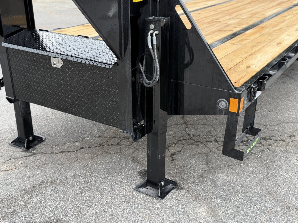 2027 Load Trail GL 102X32 25.9K 12' HYDRUALIC DOVETAIL 14PLY TIRES 4 BUTTON WIRELESS Flatbed Trailer