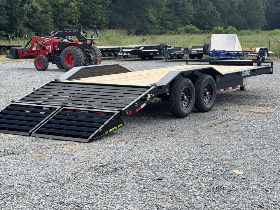 2026 Load Trail 102X22 CH Equipment Trailer W/ MAX RAMPS, 10 PLY TIRES, DRIVE OVER FENDERS, TOOL TRA