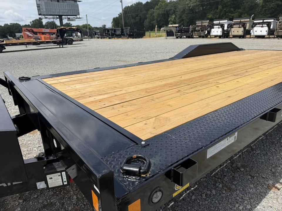2026 Load Trail 102X22 CH Equipment Trailer W/ MAX RAMPS, 10 PLY TIRES, DRIVE OVER FENDERS, TOOL TRA