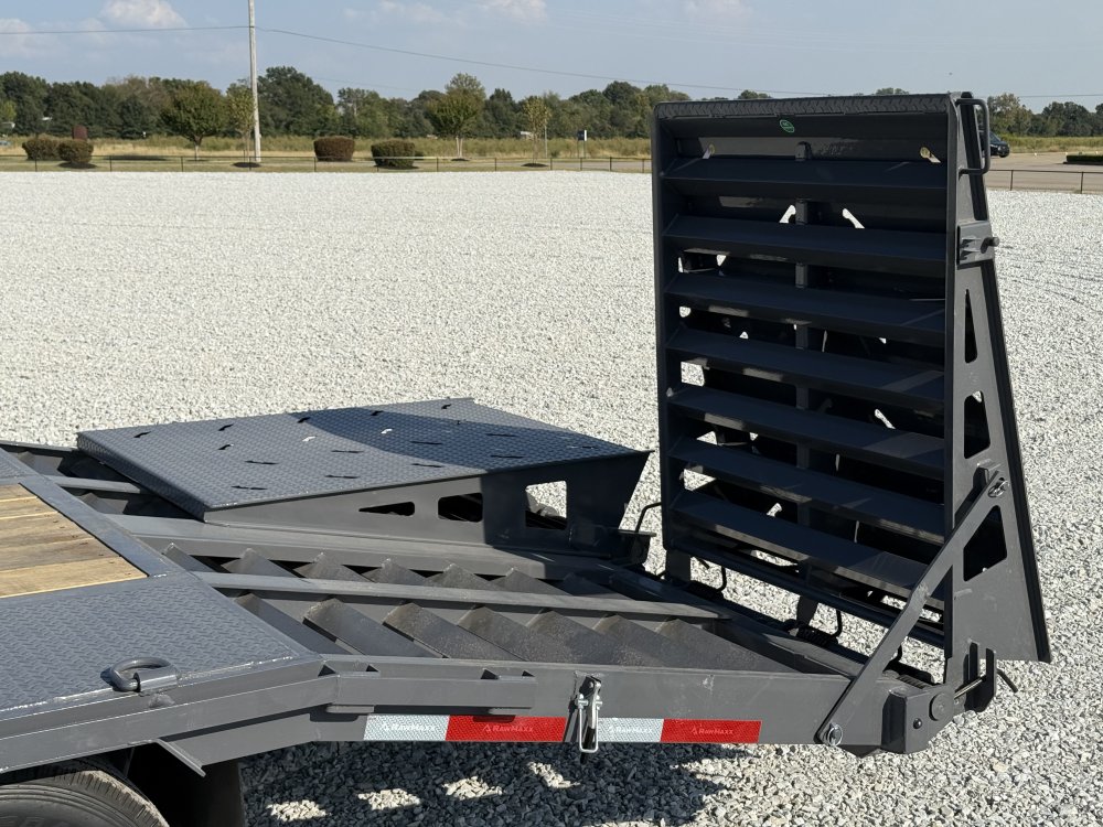 2027 RAWMAXX FDX 102X32 GOOSENECK W/TRIPLE 10K AXLES, MAXX RAMPS, TORQUE TUBE, AND 14 PLYS TIRES 30K