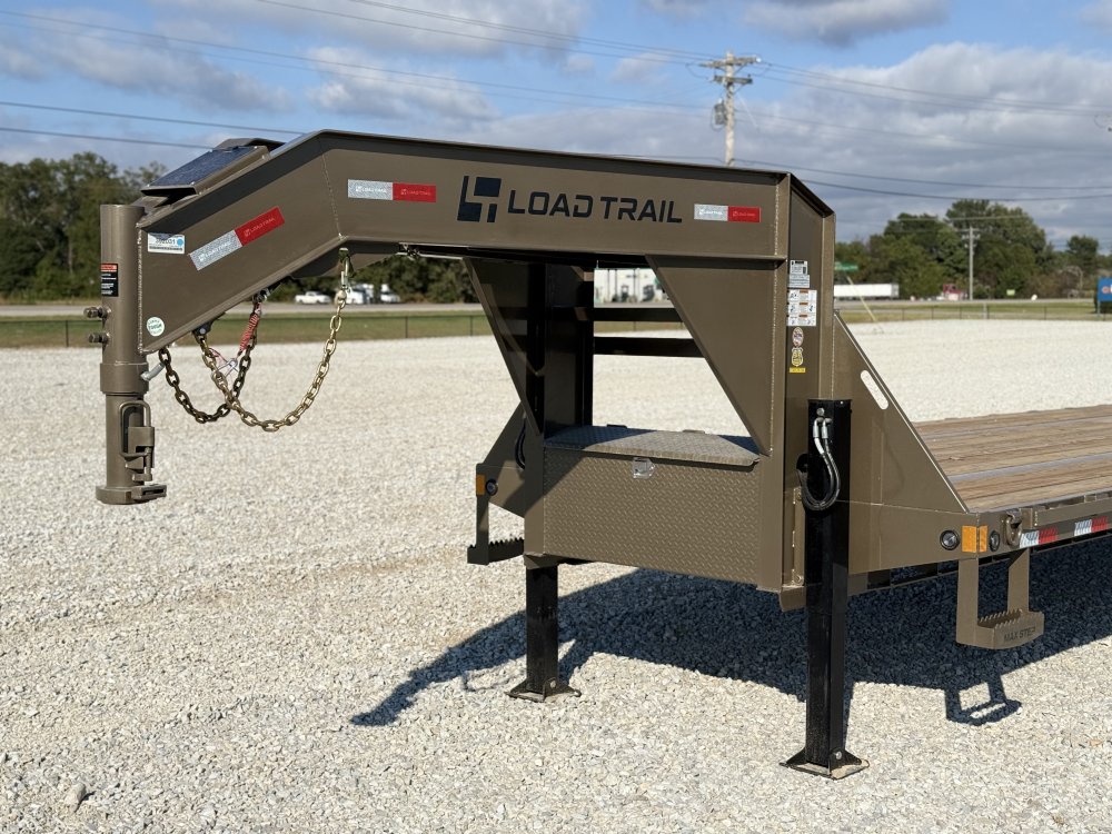 2027 Load Trail GL 102X40 GOOSENECK HYDRAULIC DOVETAIL W/12' CLEATED DOVE, 14 PLYS, HYDRAULIC JACKS,