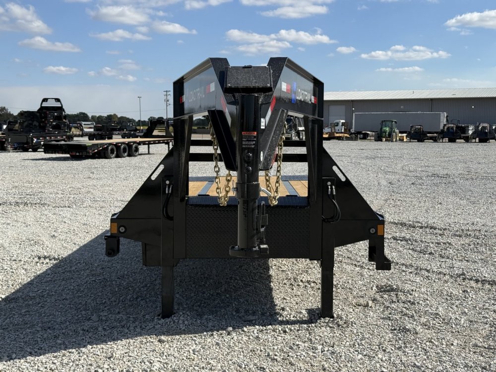 2027 Load Trail GL 102X32 GOOSENECK HYDRAULIC DOVETAIL AND DISC BRAKES W/12' CLEATED DOVE, 14 PLYS, 