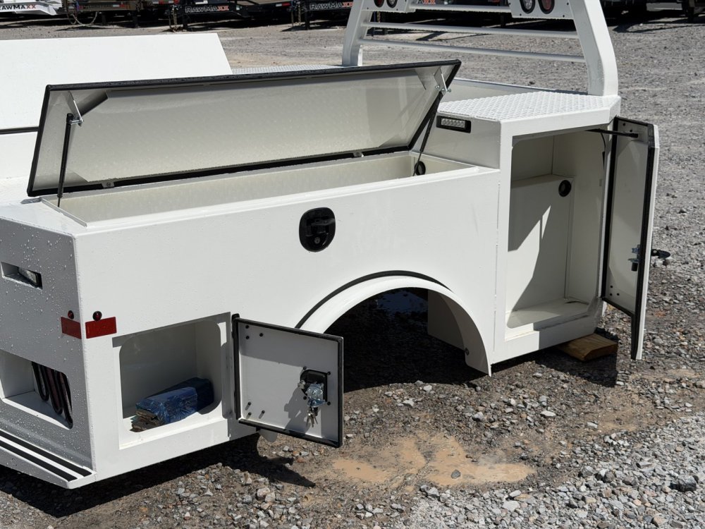 2026 903 CD CABINET DECK 92" WIDE, 8'6" LONG, 57" CTA, 42 1/4" RUNNERS TRUCK BED
