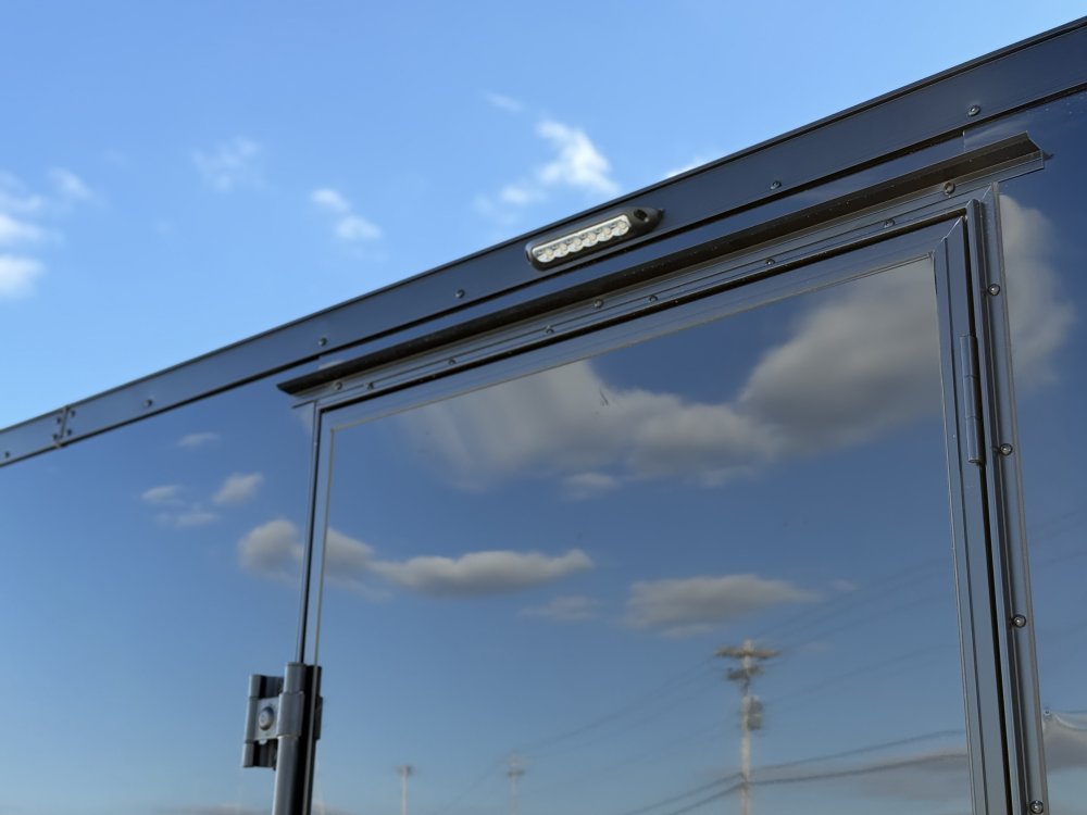 2027 SAWYER CARGO 7X16 WITH 7' INTERIOR / SCREWLESS / TORSION AXLES / POLYCOR / REAR SPOILER WITH LI