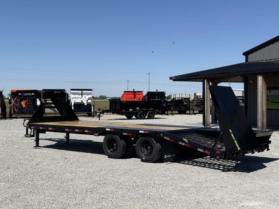2026 Load Trail GP 102X25 GOOSENECK W/MAX RAMPS AND 14 PLY TIRES 24K GVWR Flatbed Trailer