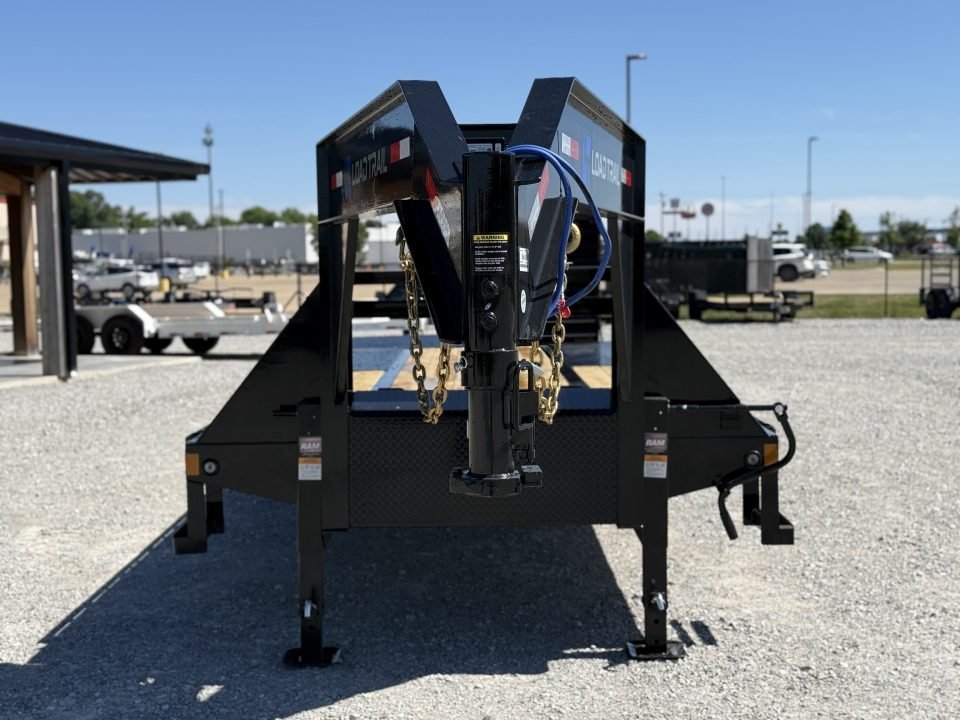 2026 Load Trail GP 102X25 GOOSENECK W/MAX RAMPS AND 14 PLY TIRES 24K GVWR Flatbed Trailer