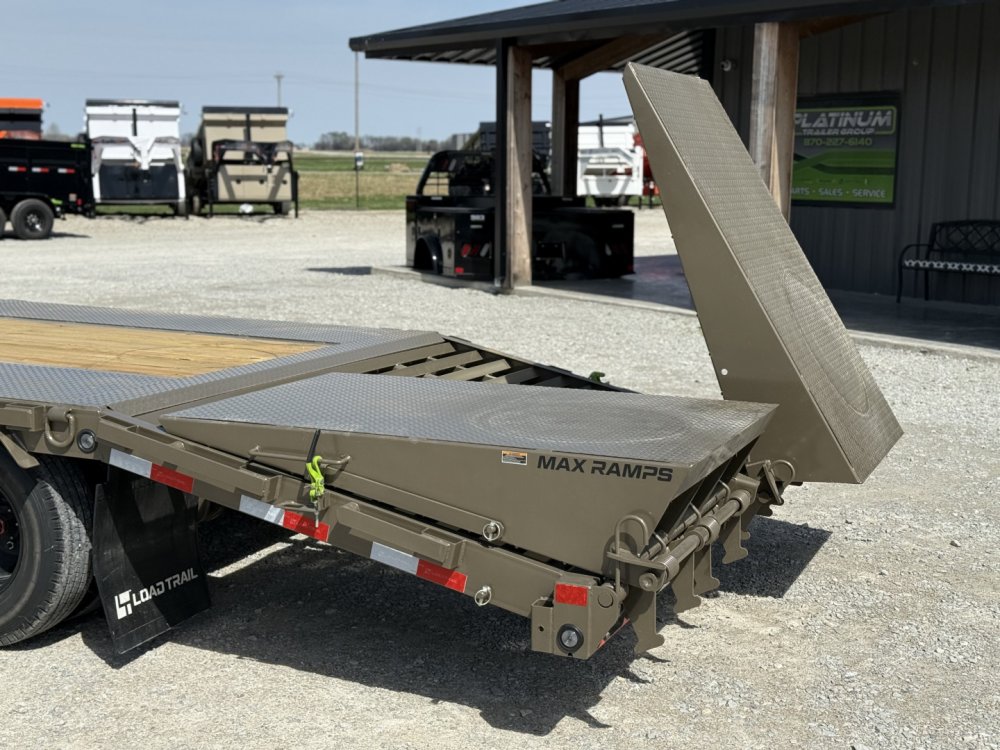 2026 Load Trail GP 102X32 GOOSENECK TRIPLE AXLE W/MAX RAMPS AND 14 PLY TIRES 30K GVWR Flatbed Traile