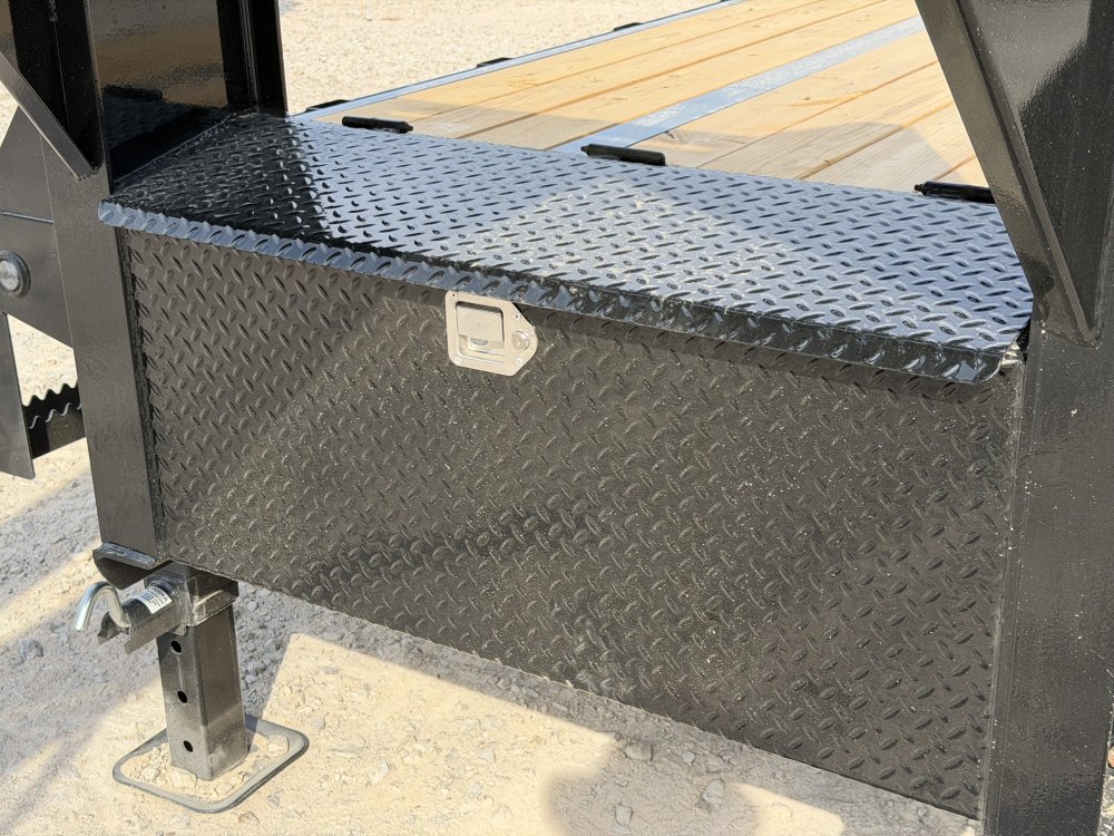 2027 102"x30' Load Trail Flatbed