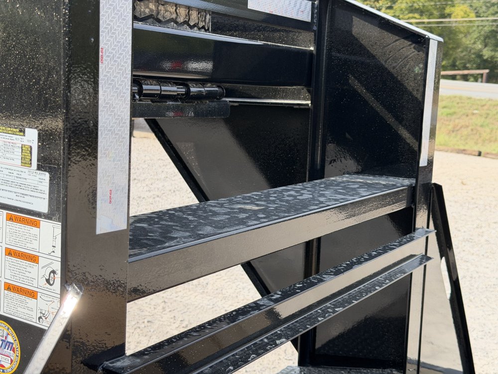 2027 102"x30' Load Trail Flatbed