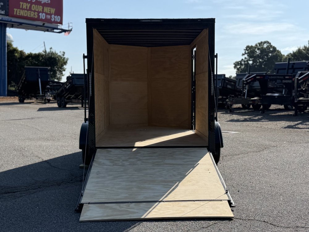 2027 DIAMOND CARGO 7X12 TA 7K GVWR ENCLOSED TRAILER
