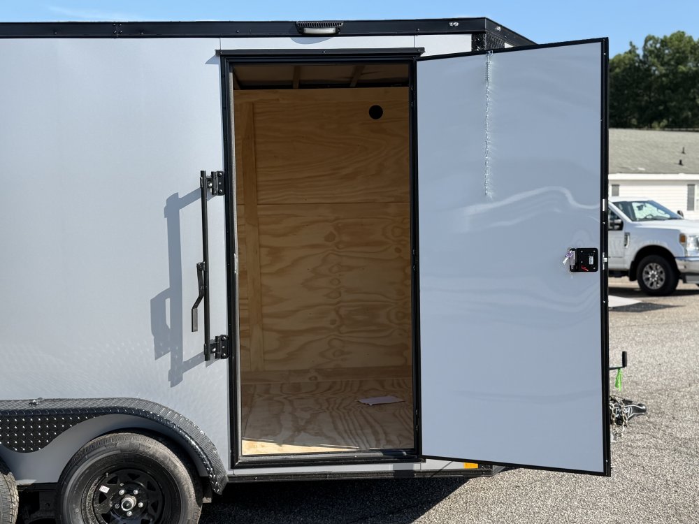 2027 DIAMOND CARGO 7X12 TA 7K GVWR ENCLOSED TRAILER