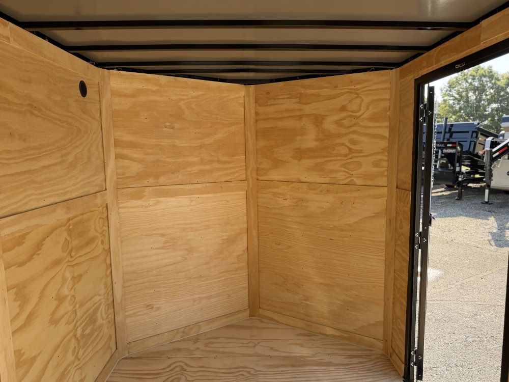 2027 DIAMOND CARGO 7X12 TA 7K GVWR ENCLOSED TRAILER