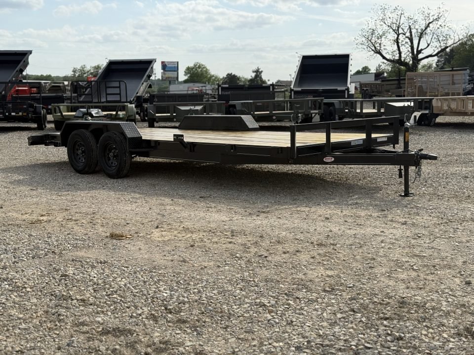 2026 MEB 83X20 / DOVETAIL / ELECTRIC BRAKE AXLE / BULLDOG COUPLER / 7K GVWR Car Hauler
