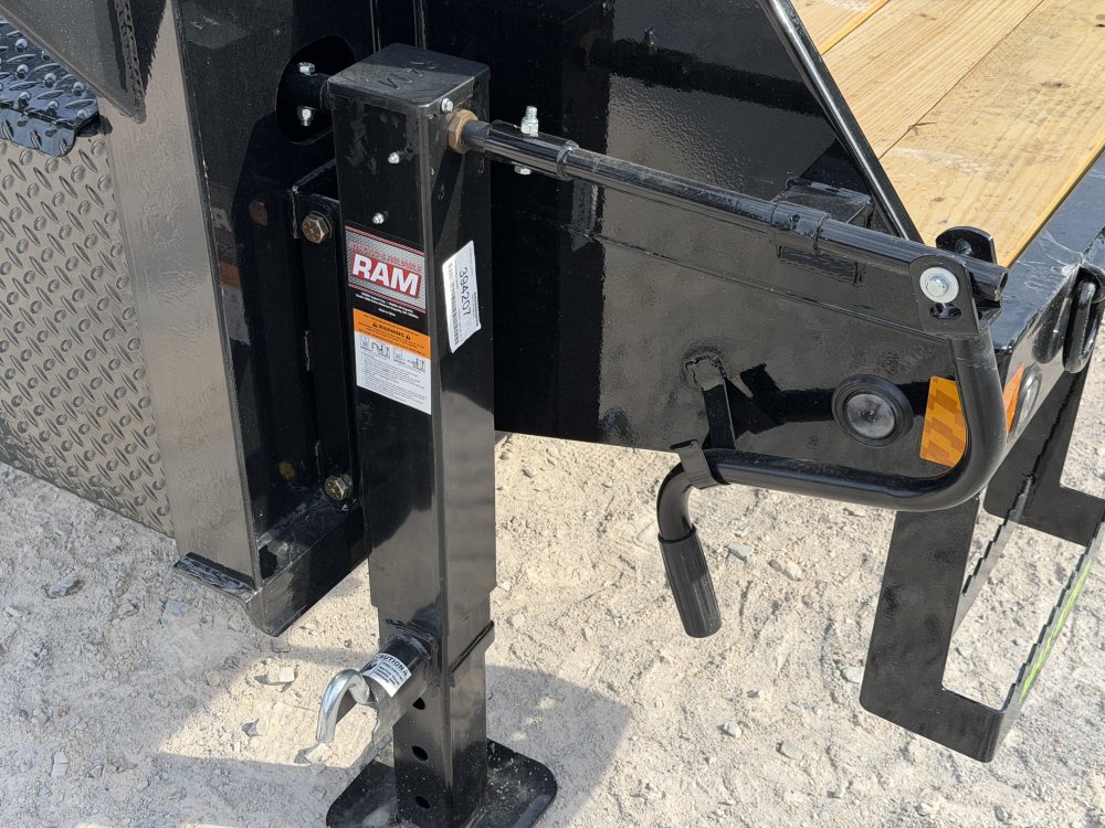 2027 102"x32' Load Trail Flatbed
