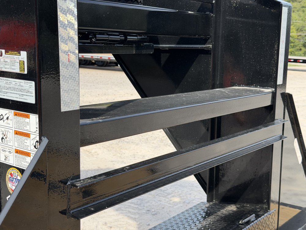 2027 102"x32' Load Trail Flatbed