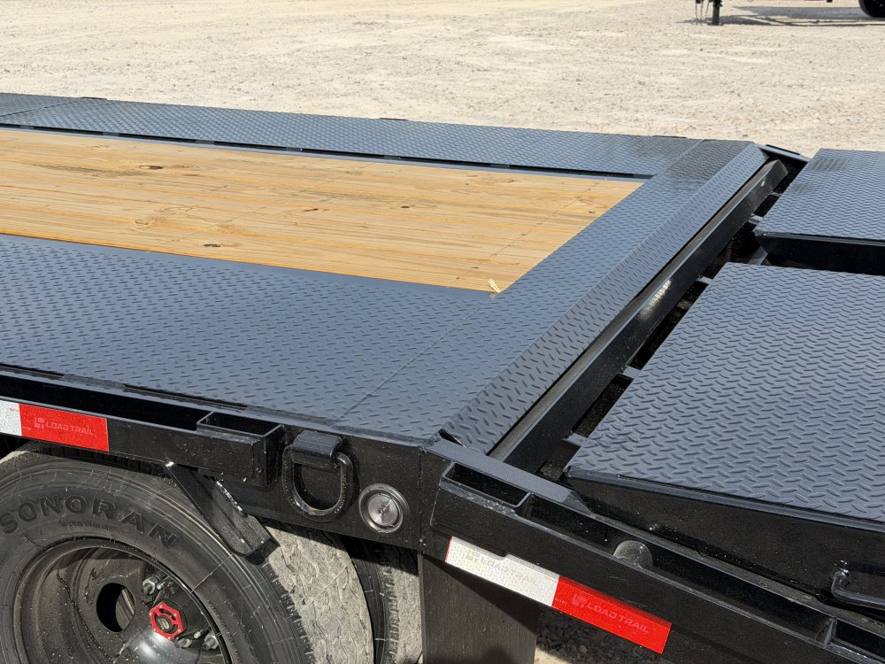 2027 102"x32' Load Trail Flatbed