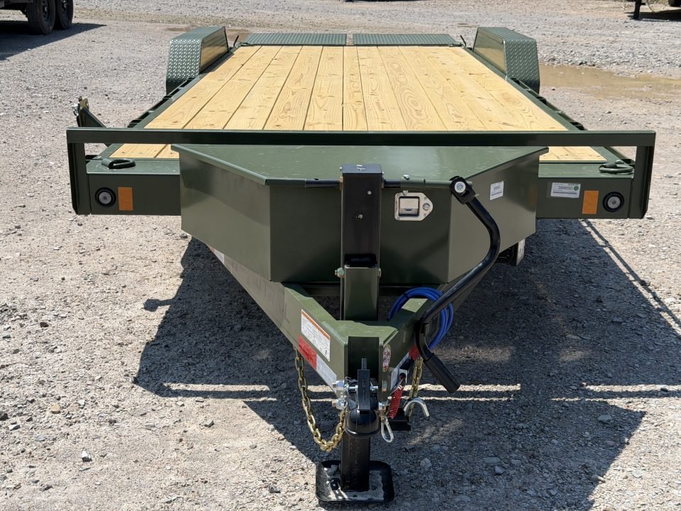 2026 Load Trail CH 83X22 14K MAX RAMPS RUB RAIL D RINGS Equipment Trailer