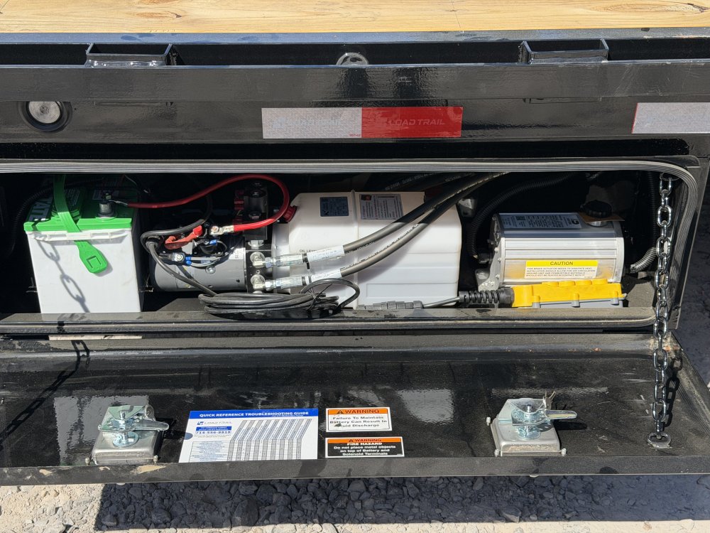 2027 102"x32' Load Trail Flatbed