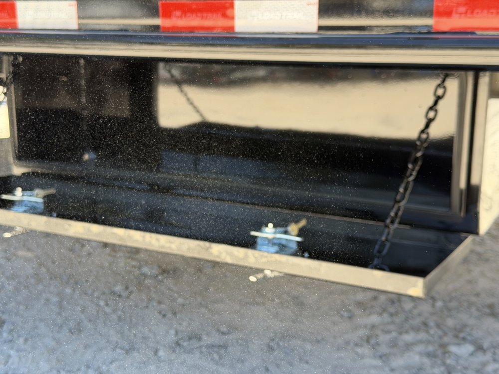 2027 102"x32' Load Trail Flatbed