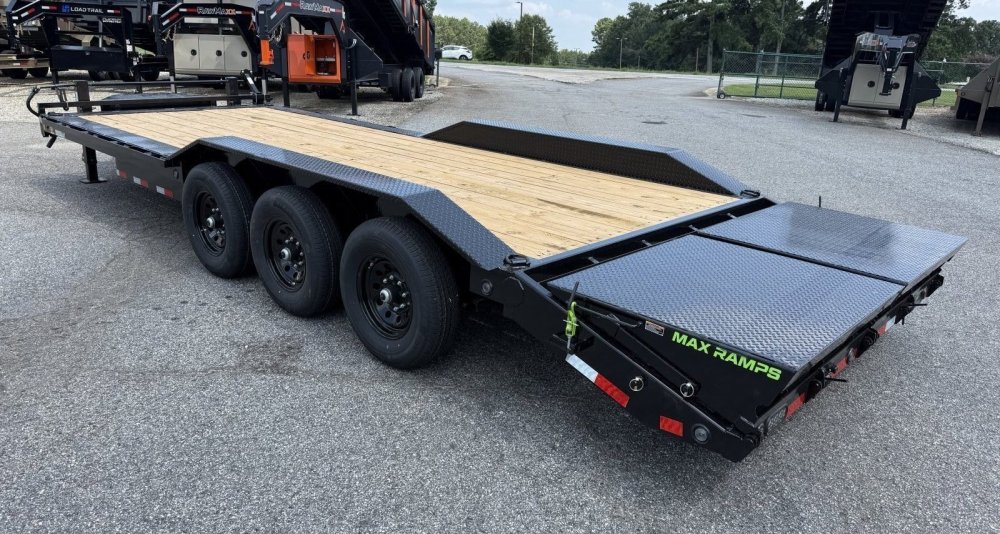 2027 Load Trail CH 102X24 21K GVWR DRIVE OVER FENDER MAX RAMP Equipment Trailer