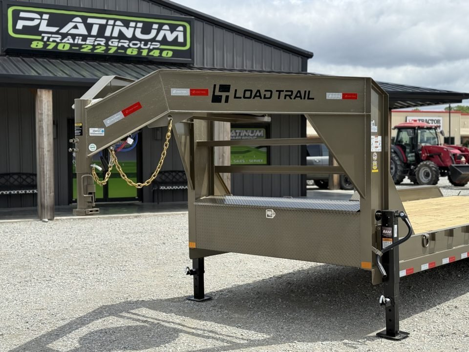 2027 Load Trail GC 83X24 GOOSENECK W/MAX RAMPS, 14 PLYS, AND 4' RAISED NECK 21K GVWR Equipment Trail