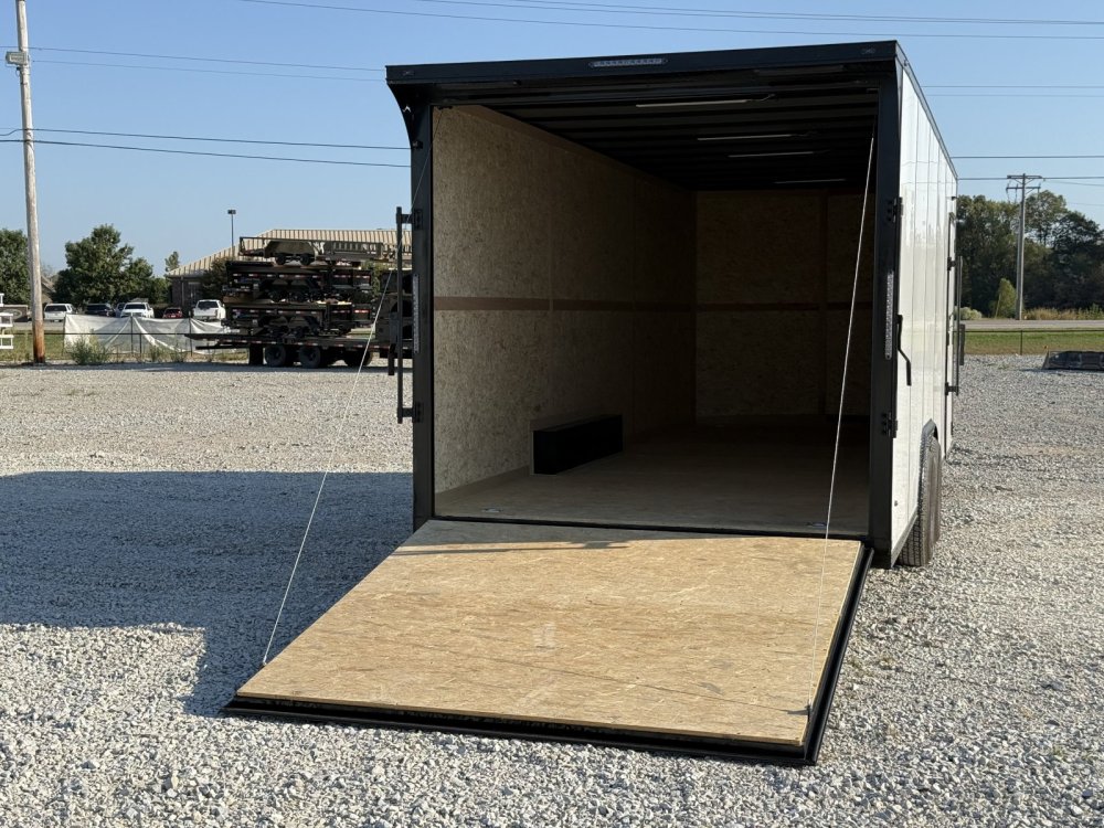 2027 SAWYER 8.5X24X7'6" W/6K TORSION AXLES, ONE PIECE THERMOPLY ROOF, SCREWLESS EXTERIOR, AND REAR S