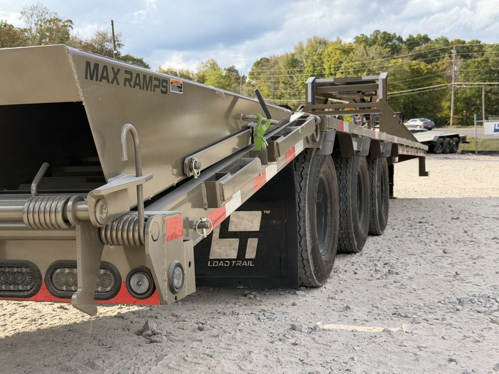 2027 102"x32' Load Trail Flatbed