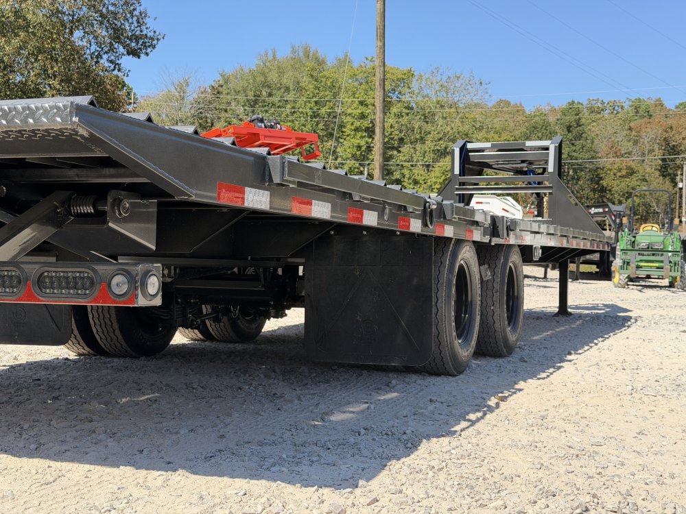 GL 102X32 25.9K GVWR 12' HYDRAULIC DOVETAIL 12K AXLES TUFF WIRELESS REMOTE