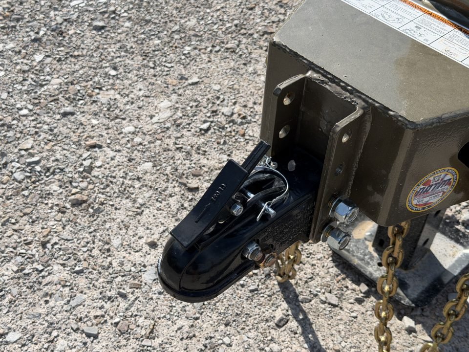 2026 Load Trail TM 83X22 14K GVWR WINCH PLATE WIRELESS REMOTE FULL HYDRAULIC Tilt Trailer