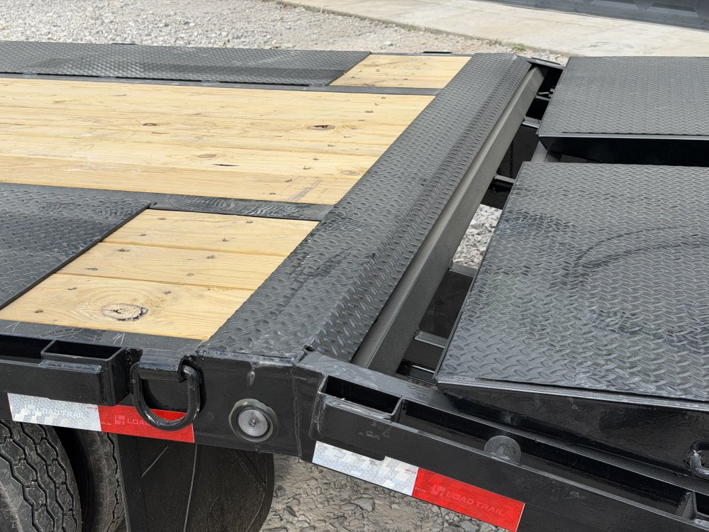 2027 102"x28' Load Trail Flatbed