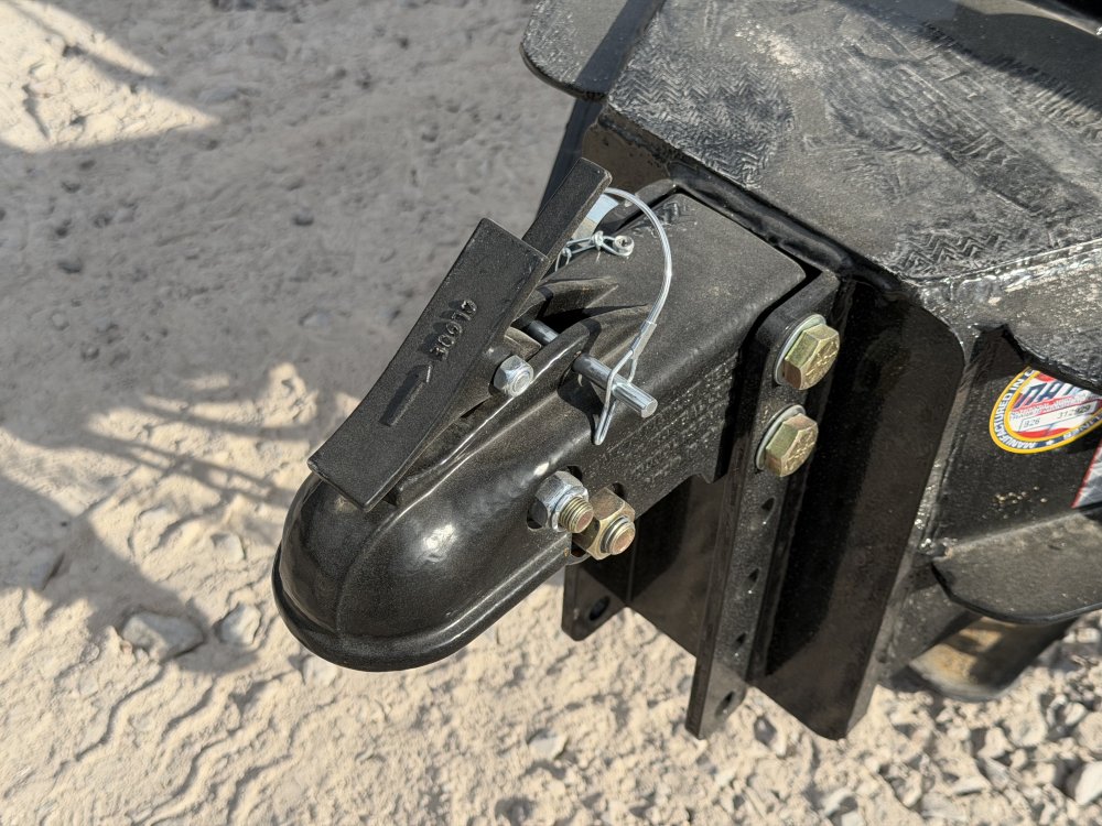 2027 83"x20' Load Trail Equipment