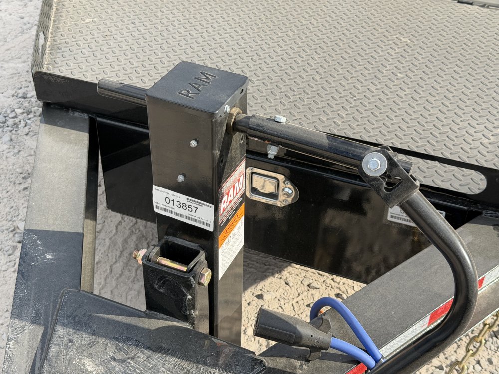 2027 83"x20' Load Trail Equipment