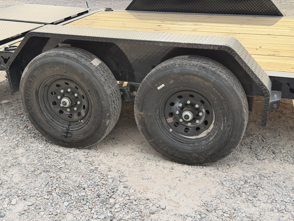 2027 83"x20' Load Trail Equipment