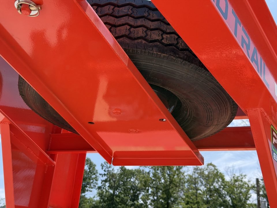 2026 Load Trail GT 102X40 25.9K GVWR 18K WINCH 5" RUB RAIL 14PLY TIRES Tilt Trailer