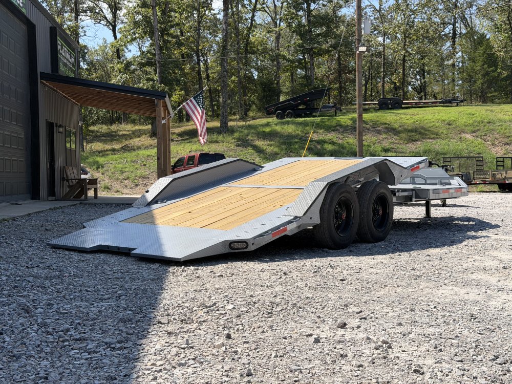 2027 102"x22' RawMaxx Tilt