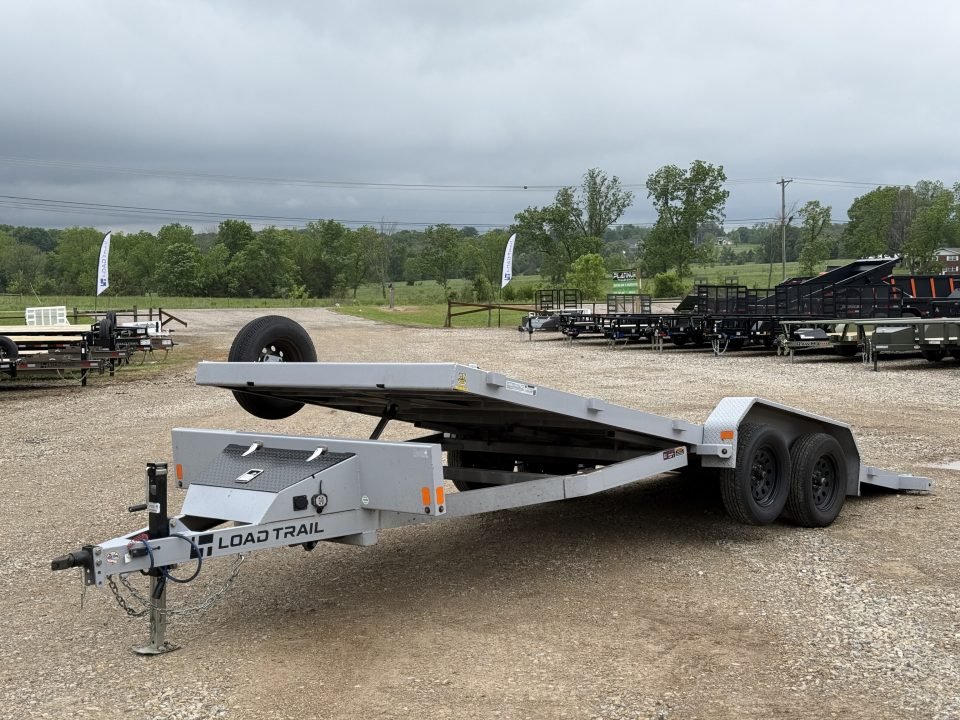 2025 Load Trail TM 83X20 / FULL POWER TILT / WIRELESS REMOTE / SPARE TIRE / 7K GVWR Tilt Trailer