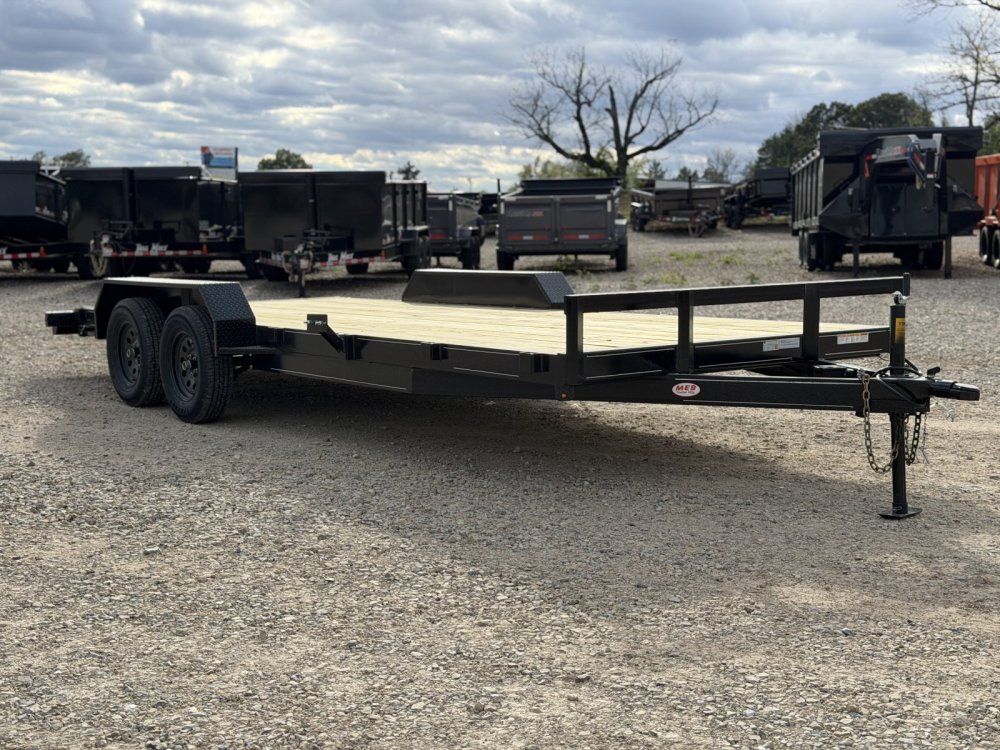 2027 83X20 CH MEB / PULL OUT RAMPS / BRAKE AXLE / DOVETAIL / 6.9K GVWR / CAR HAULER TRAILER