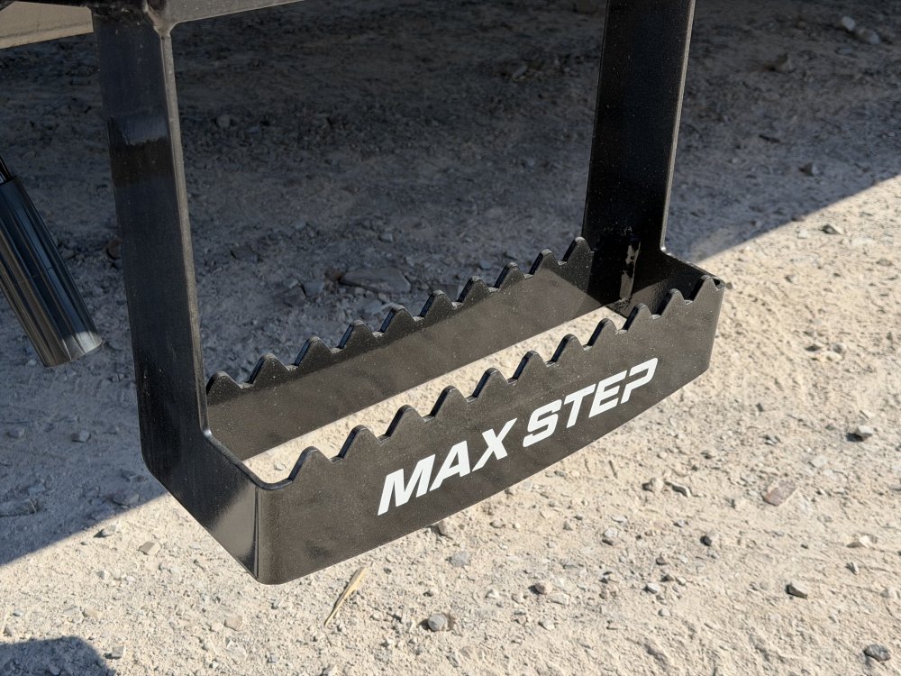 2027 102"x32' Load Trail Flatbed