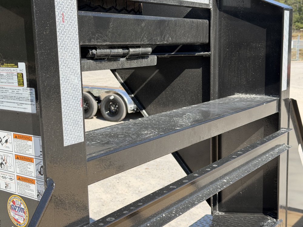 2027 102"x32' Load Trail Flatbed