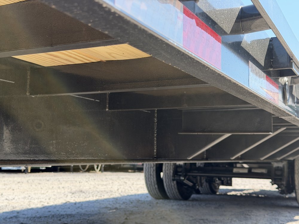 2027 102"x32' Load Trail Flatbed