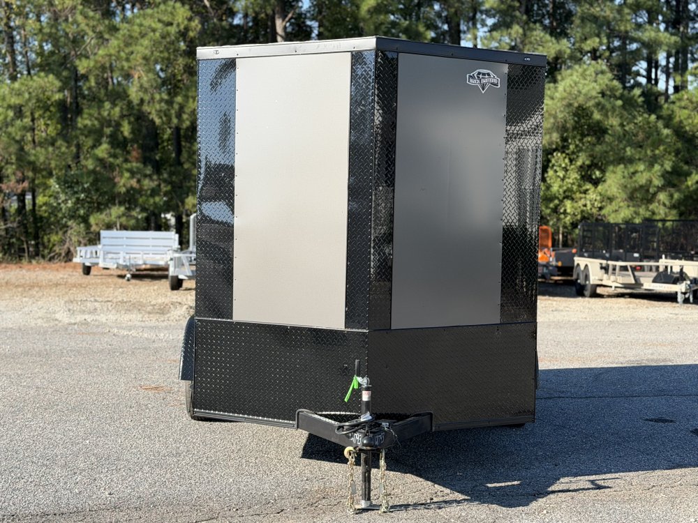 2027 DIAMOND CARGO 7X12 TA 7K GVWR ENCLOSED TRAILER