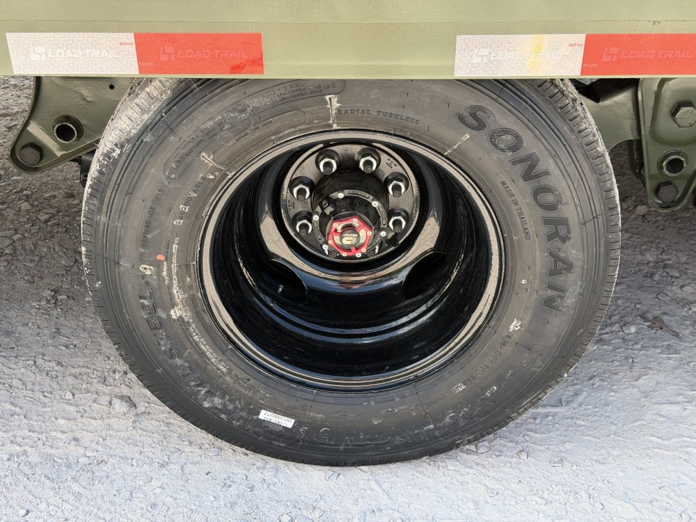 2027 102"x32' Load Trail Flatbed