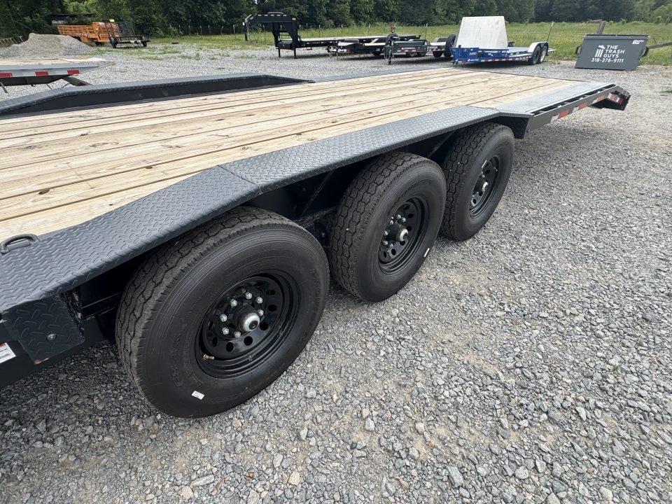 2026 RawMaxx LDX 102X44 LOWBOY W/14 PLYS, LOCKING CHAIN RACK, AND TORQUE TUBE 21K GVWR GOOSENECK Fla