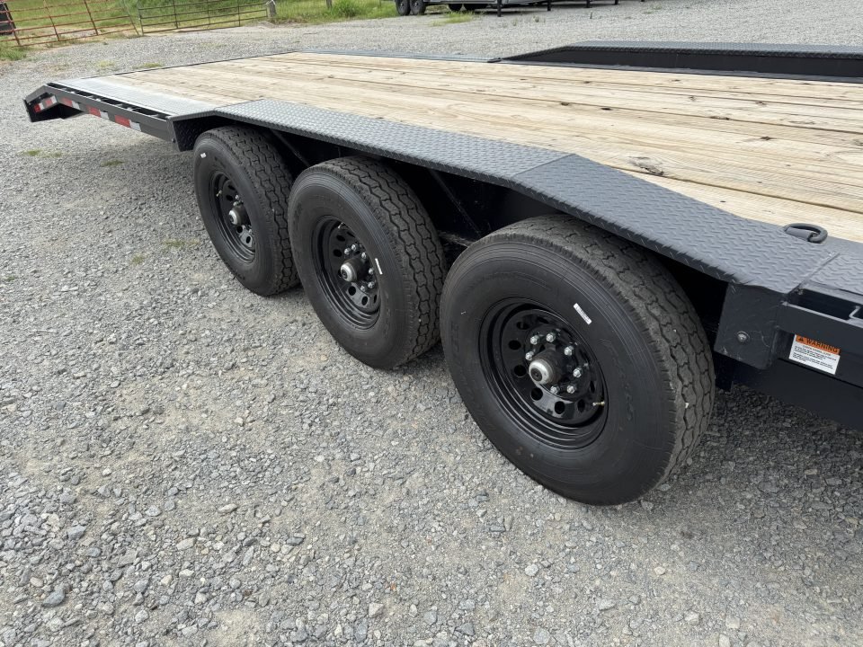 2026 RawMaxx LDX 102X44 LOWBOY W/14 PLYS, LOCKING CHAIN RACK, AND TORQUE TUBE 21K GVWR GOOSENECK Fla