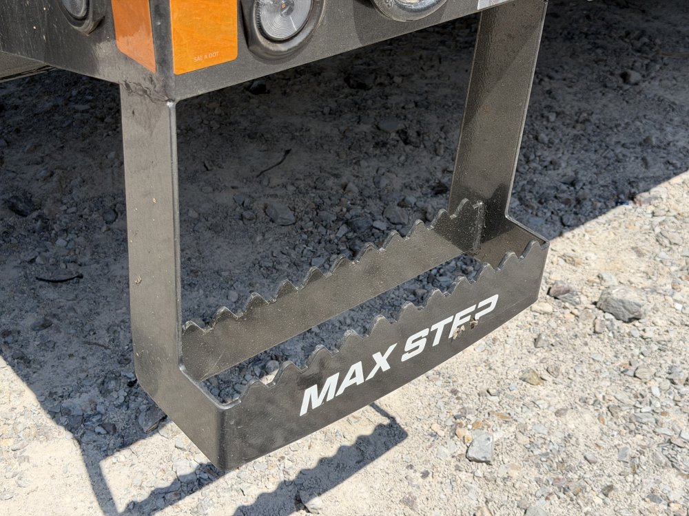 2027 102"x40' Load Trail Flatbed