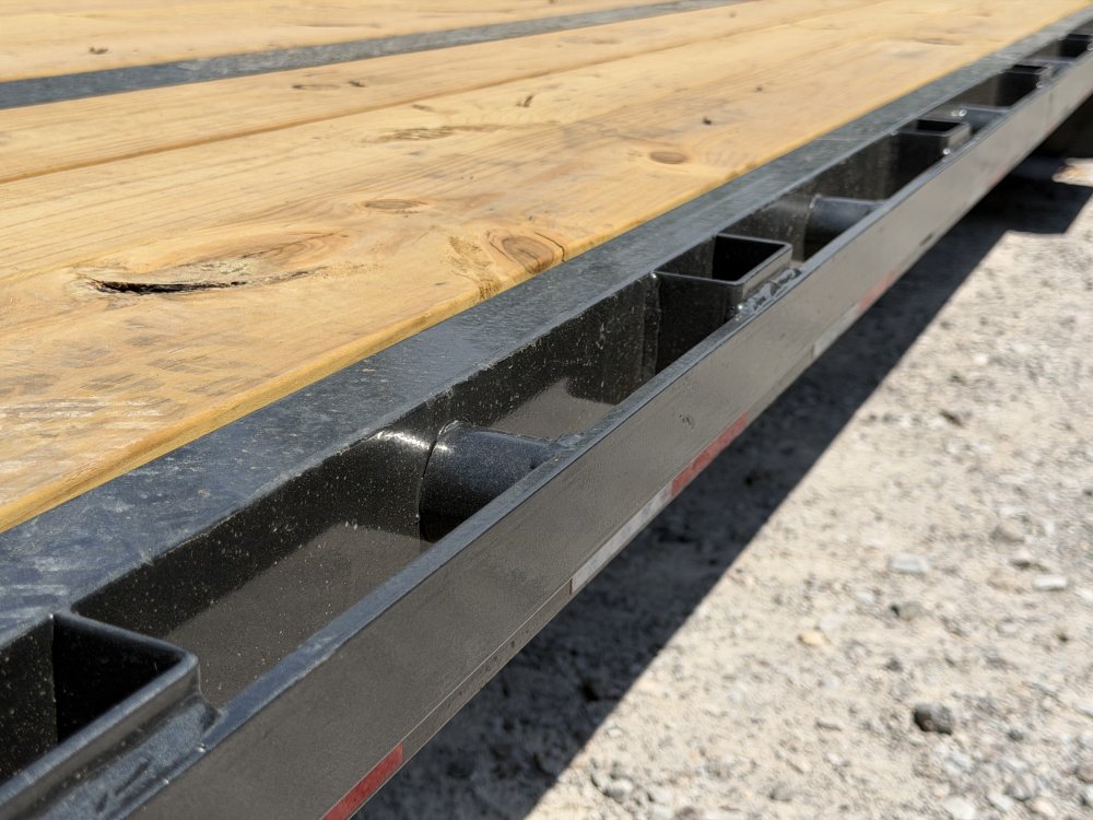 2027 102"x40' Load Trail Flatbed