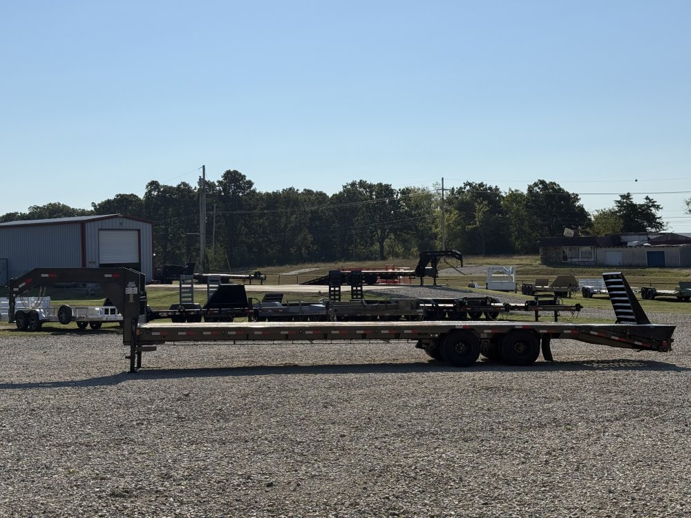 2027 102X36 GP LOAD TRAIL / MAX RAMPS / 14PLY / WINCH PLATE / 25.9K GVWR /