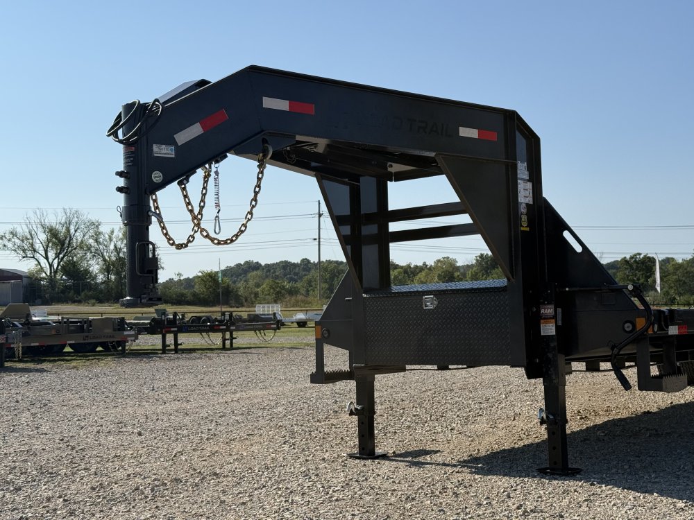 2027 102X36 GP LOAD TRAIL / MAX RAMPS / 14PLY / WINCH PLATE / 25.9K GVWR /